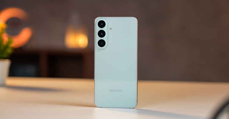 Samsung Galaxy S26 FE Review: A Smart Flagship Alternative in Nepal