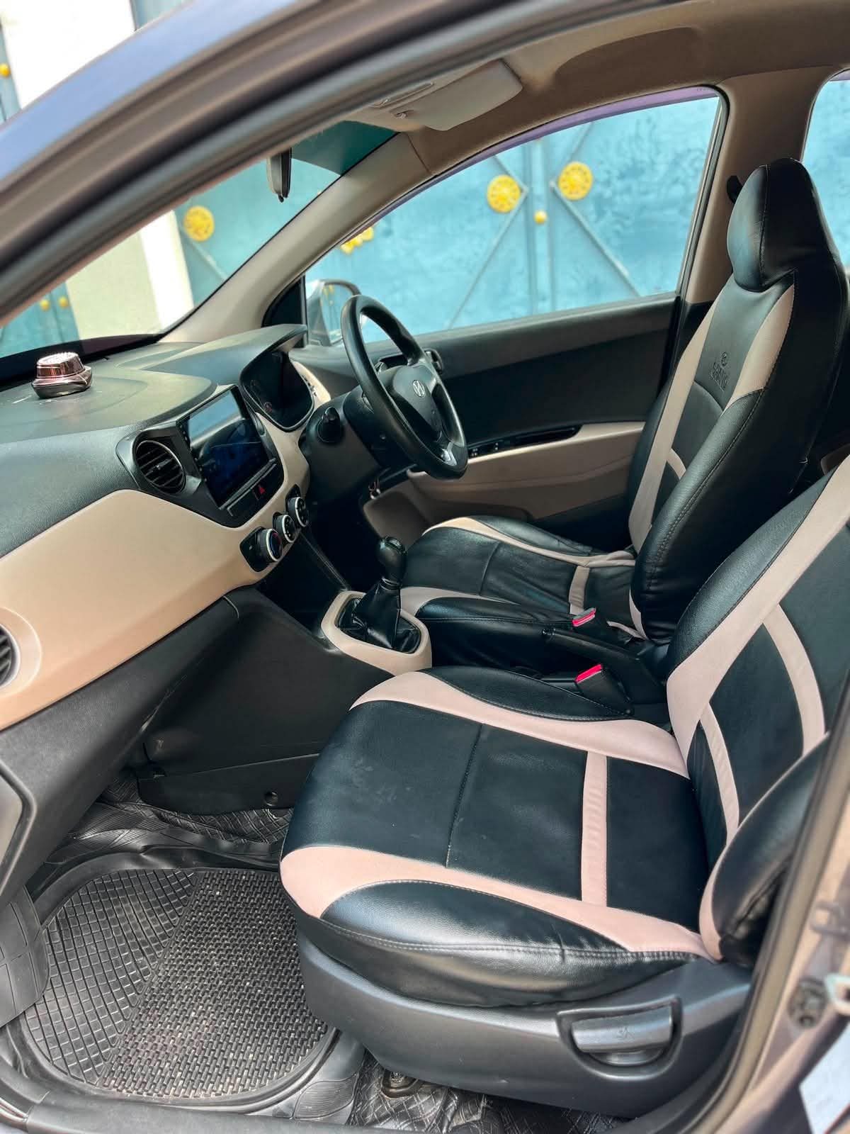 Well-Maintained Used Hyundai Hatchback Car with Clean Interior