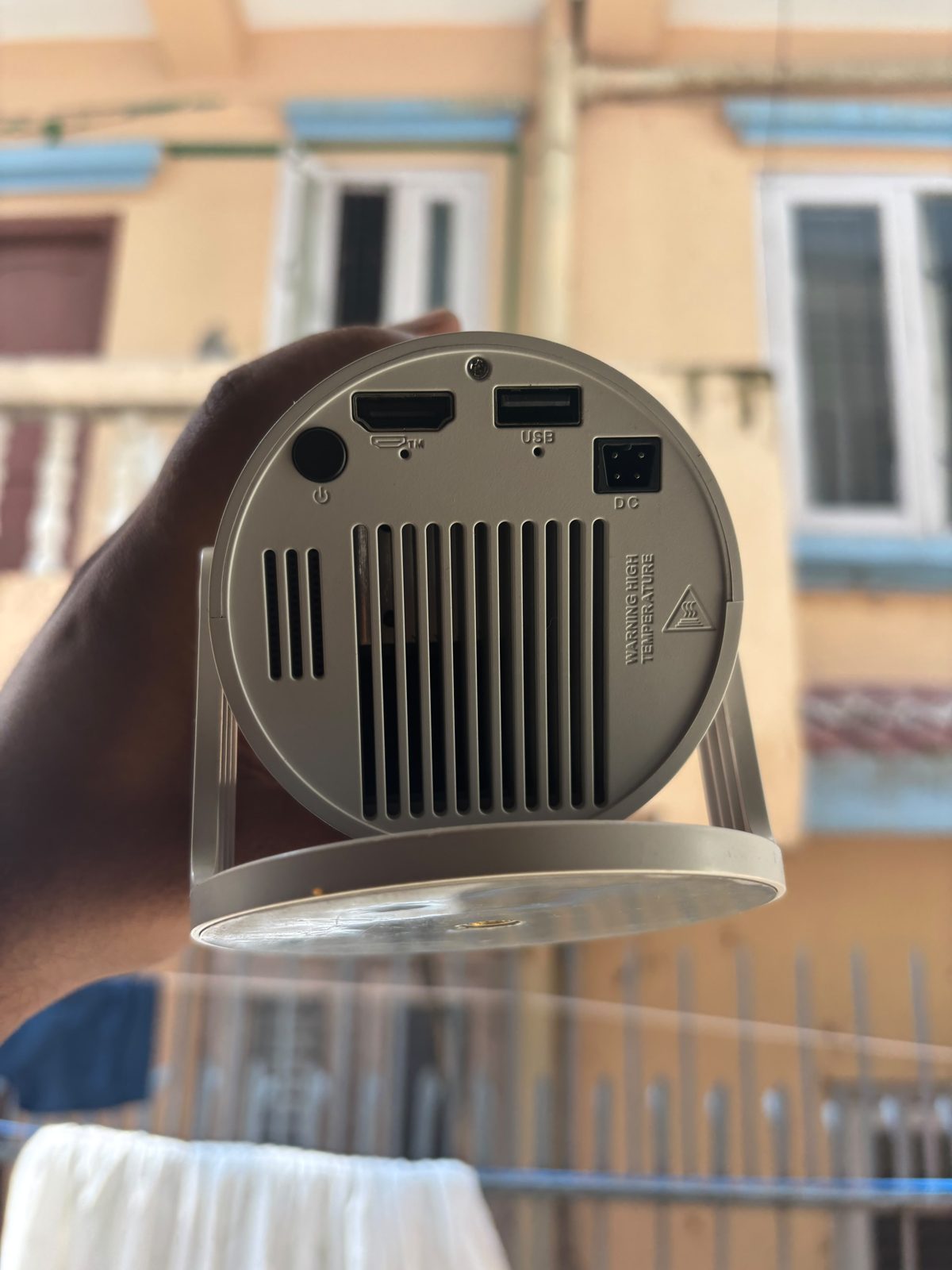 Portronics Portable Mini Projector