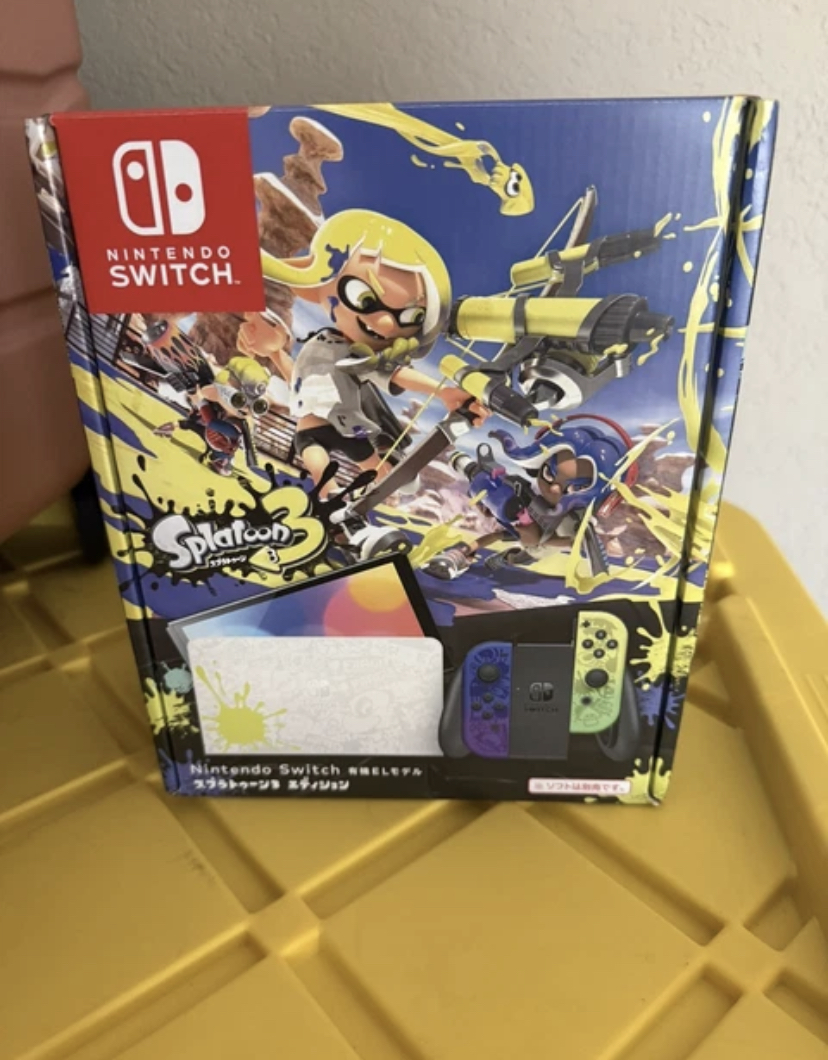 Authentic Nintendo Switch - OLED Splatoon 3 Special Edition.