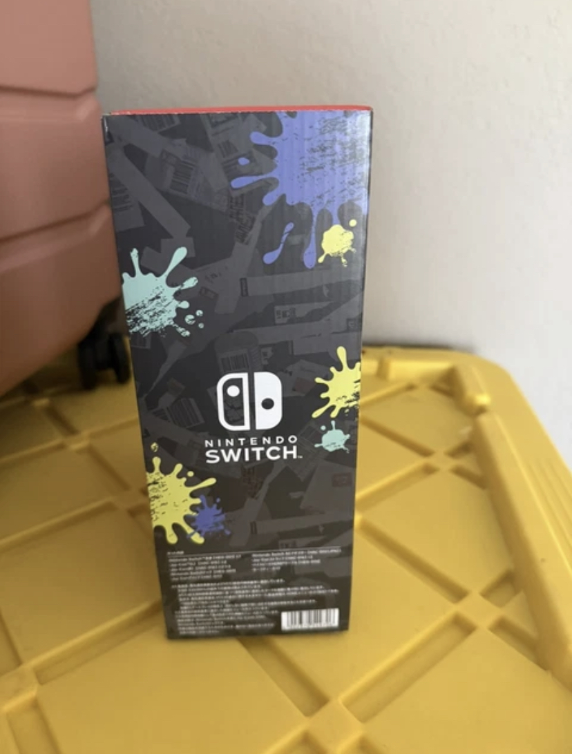 Authentic Nintendo Switch - OLED Splatoon 3 Special Edition.