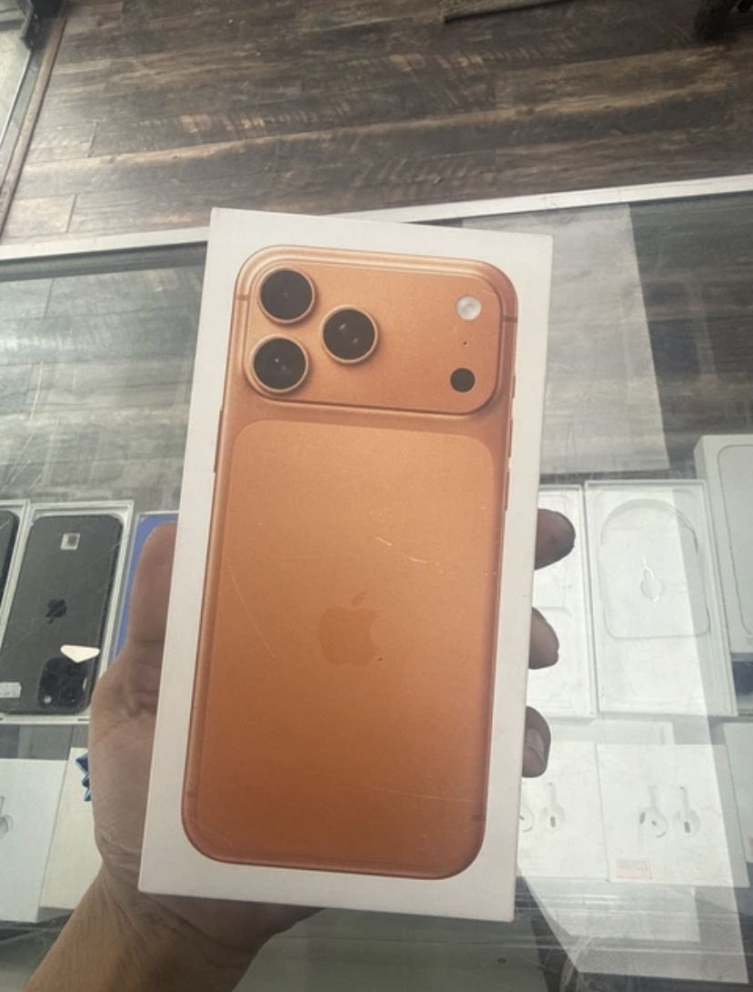 For Sales - Apple Iphone 17Pro Max 512GB Factory Sealed / Unlocked With Warranty.
