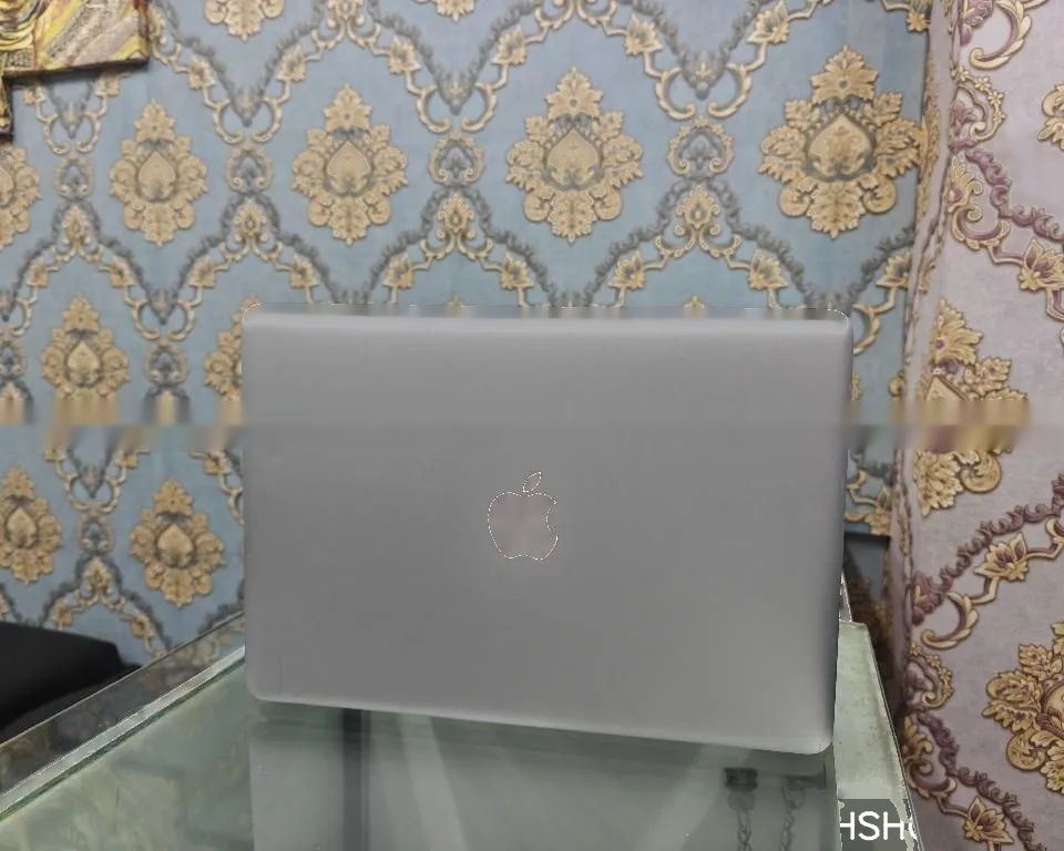 Apple Macbook Pro Mid 2015 - I7 16/256GB - Retina