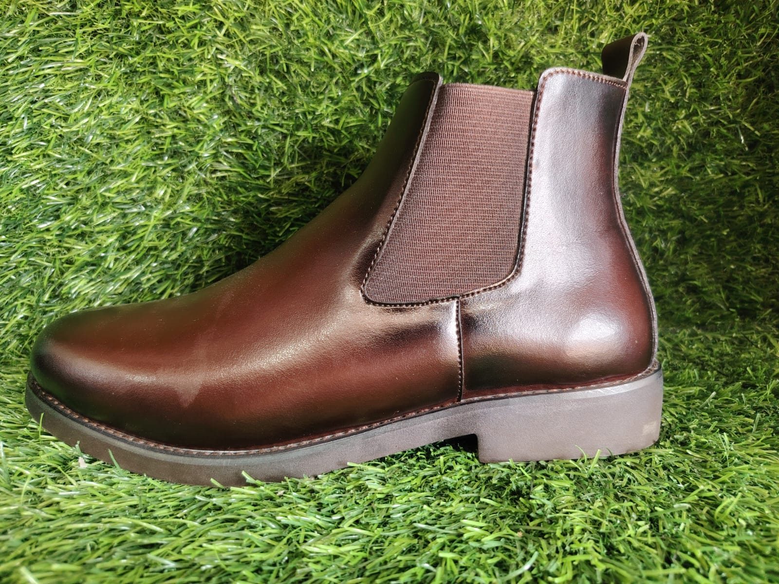 Chelsea Boot - New, Rs 200 OFF