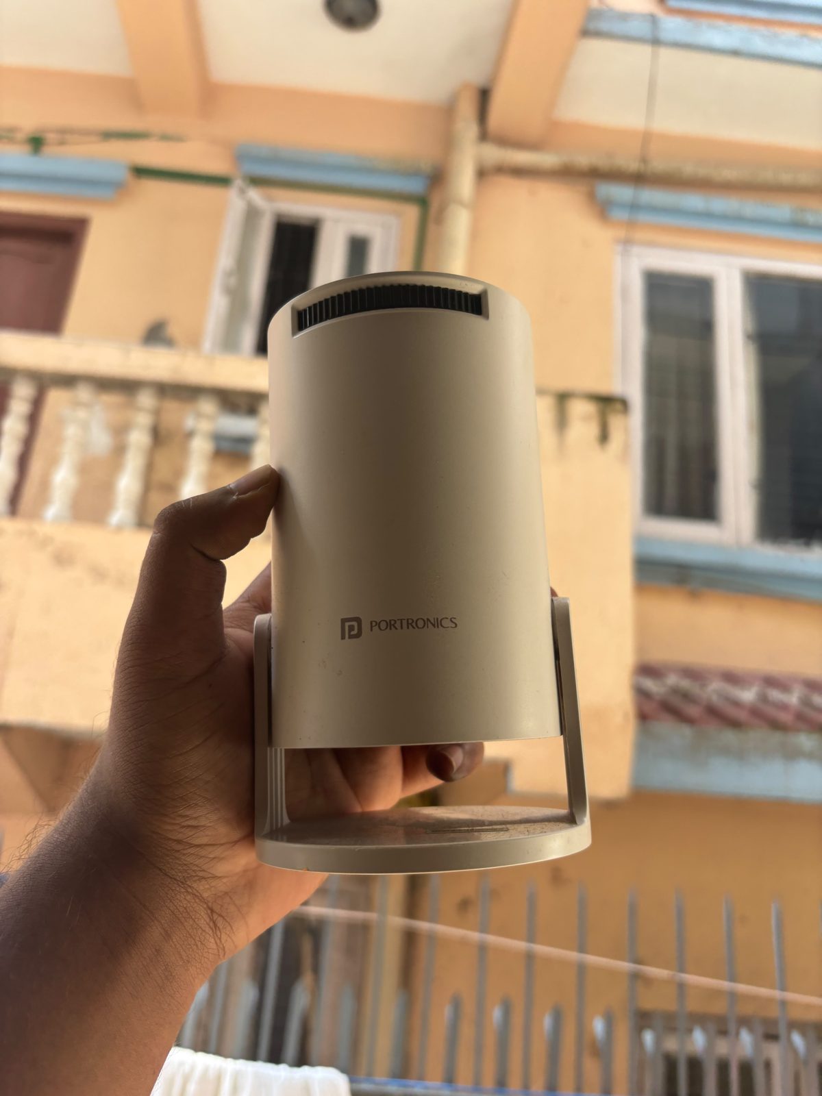 Portronics Portable Mini Projector