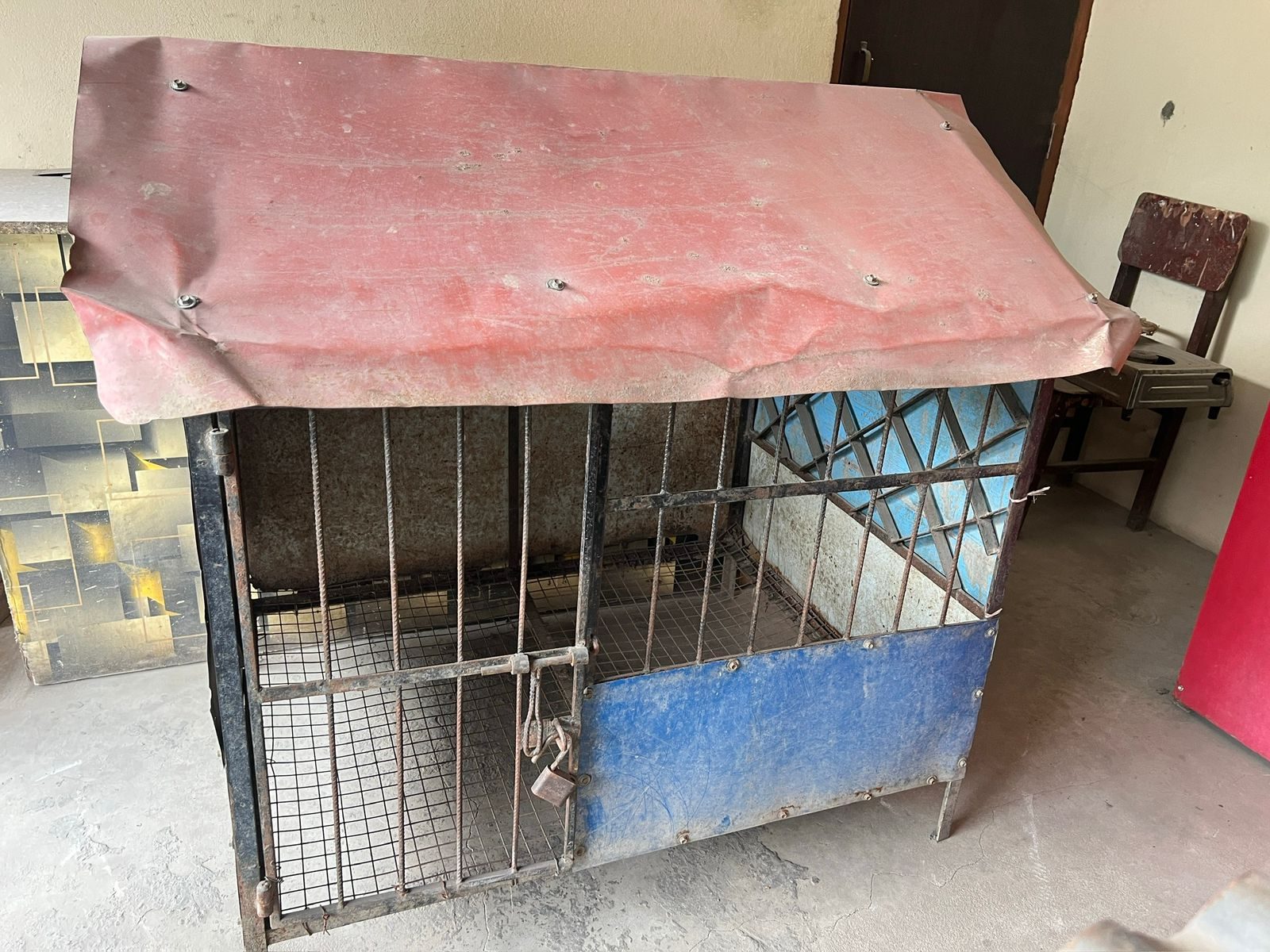 Large Heavy-Duty Metal Dog Cage / Outdoor Kennel